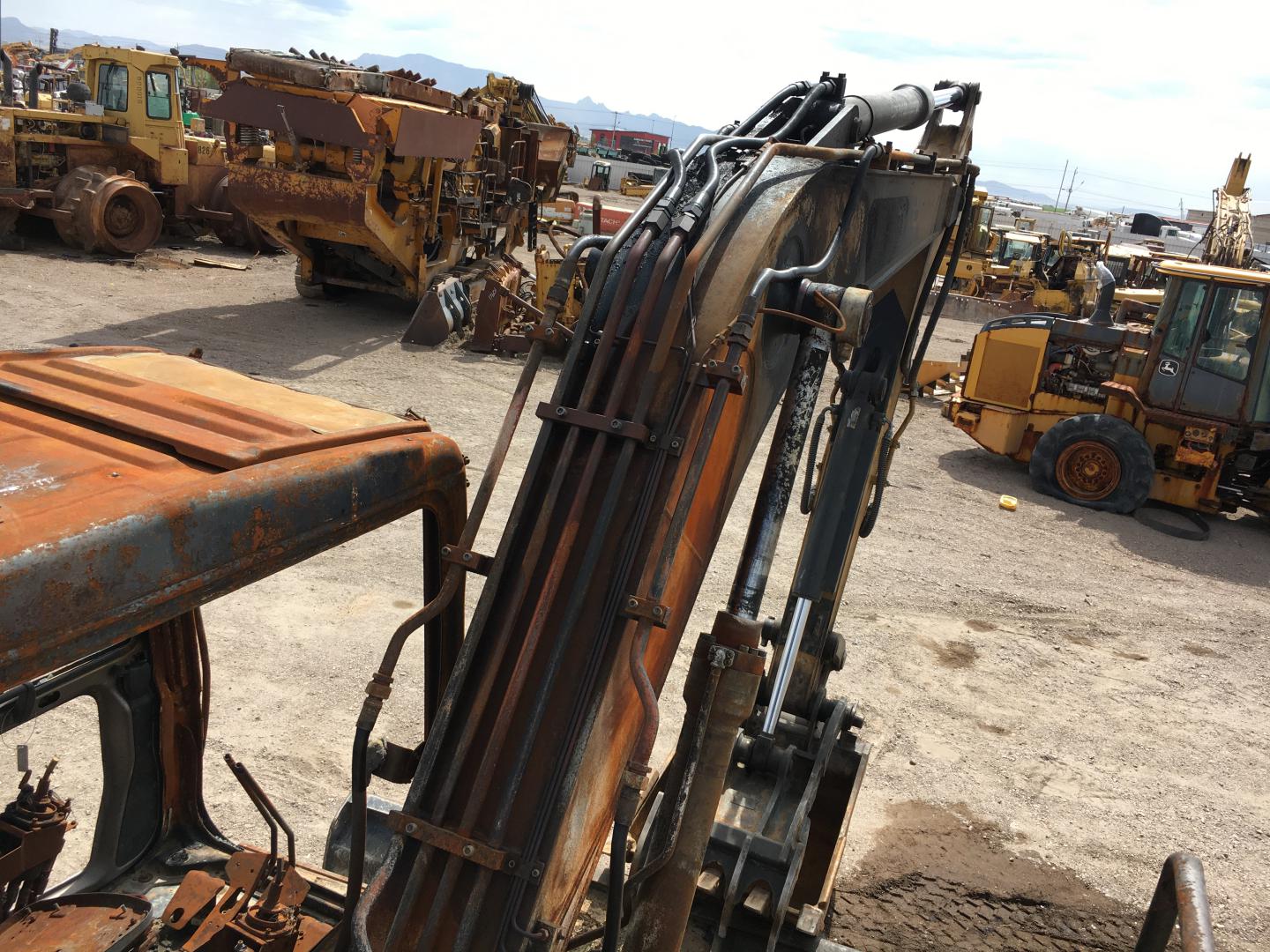 ./imagenes/INVOICE/2019/16744/EXCAVADORA SANY  SY-135C PARA PARTES (33).JPG